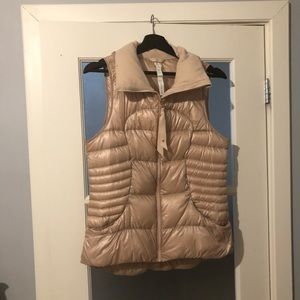 Lululemon sleeveless puffer vest